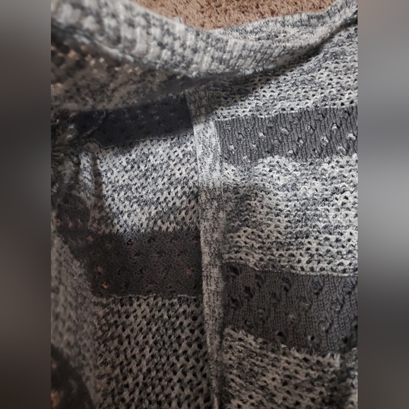 New York & Company top - Picture 7 of 7